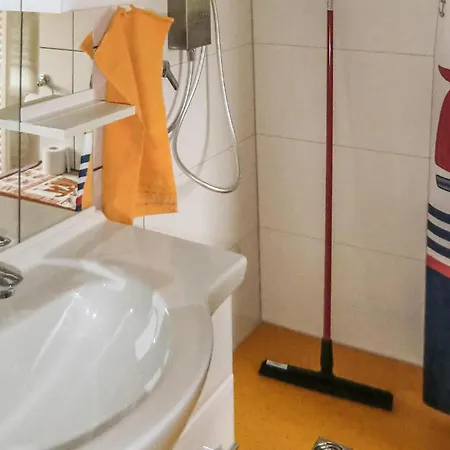 2 Bedroom Stunning In Prázdninový dům *