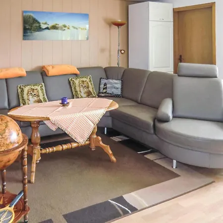 2 Bedroom Stunning In *