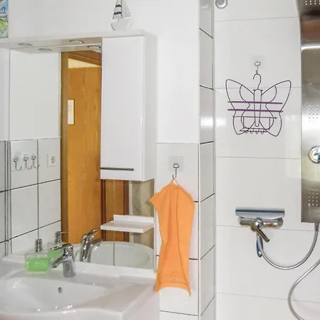 2 Bedroom Stunning In Prázdninový dům